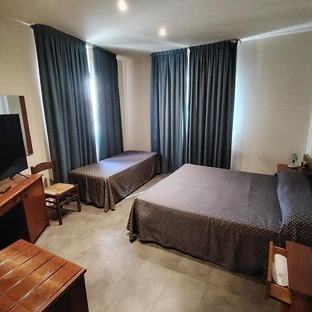 Albergo Centrale Trebaseleghe Extérieur photo