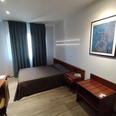 Albergo Centrale Trebaseleghe Extérieur photo