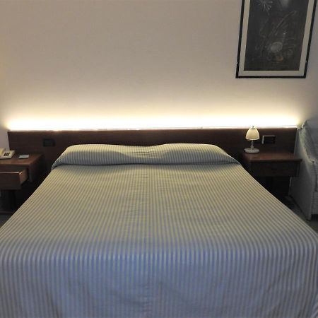 Albergo Centrale Trebaseleghe Extérieur photo